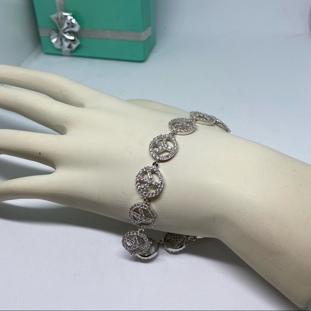 Elegant Silver Bracelet for Women